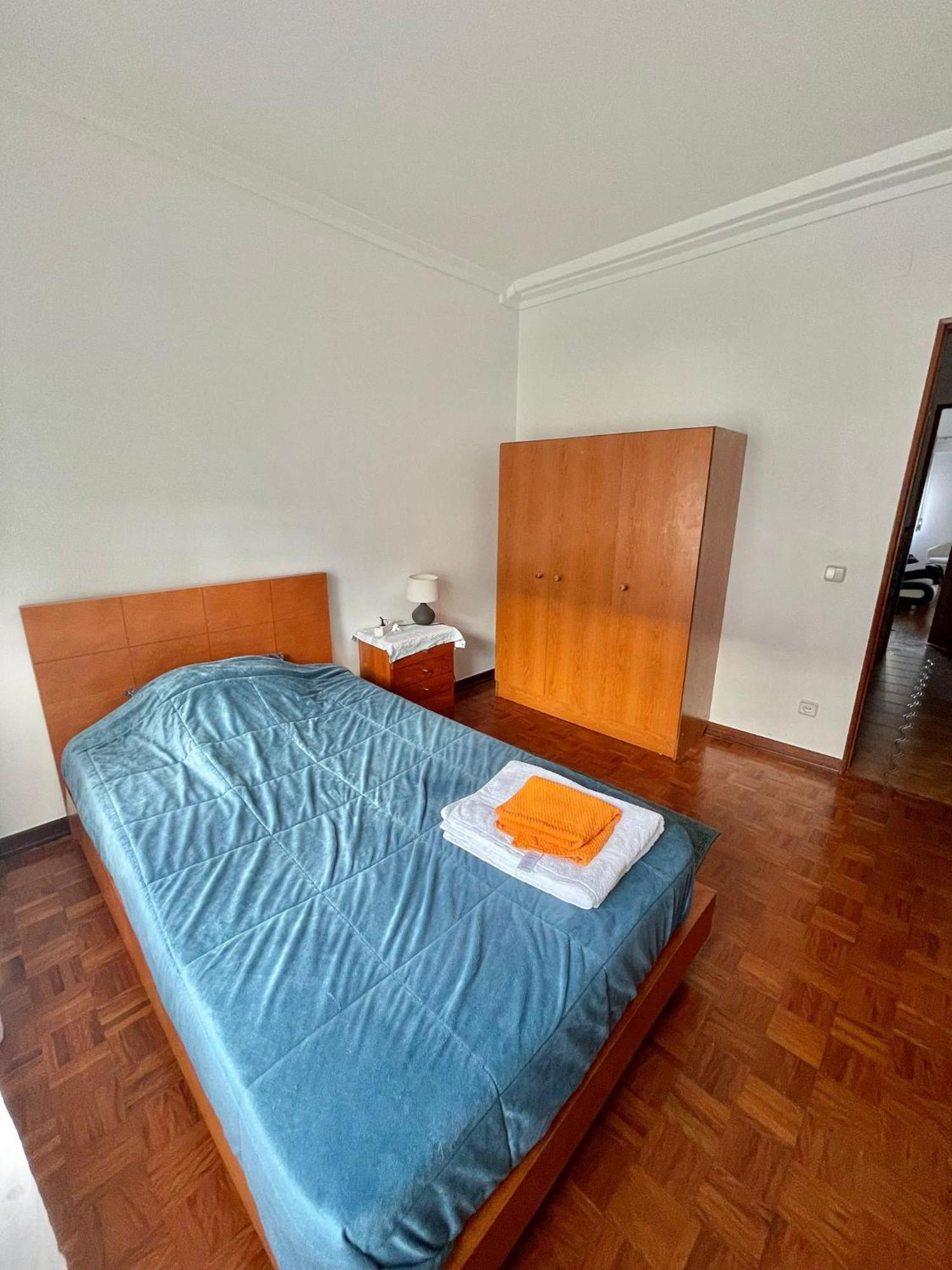 Quarto De Casal Acolhedor Laranjeiro  Exterior photo