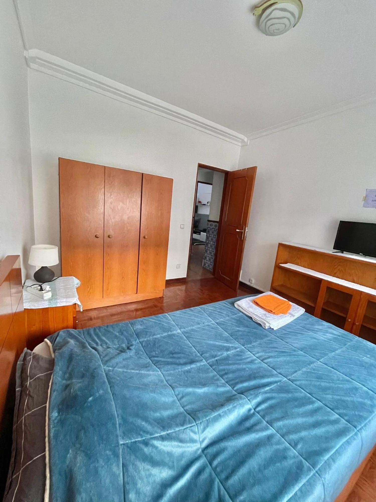 Quarto De Casal Acolhedor Laranjeiro  Exterior photo