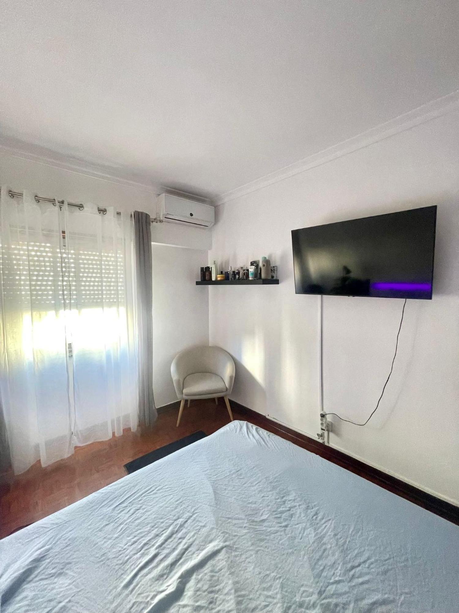 Quarto De Casal Acolhedor Laranjeiro  Exterior photo